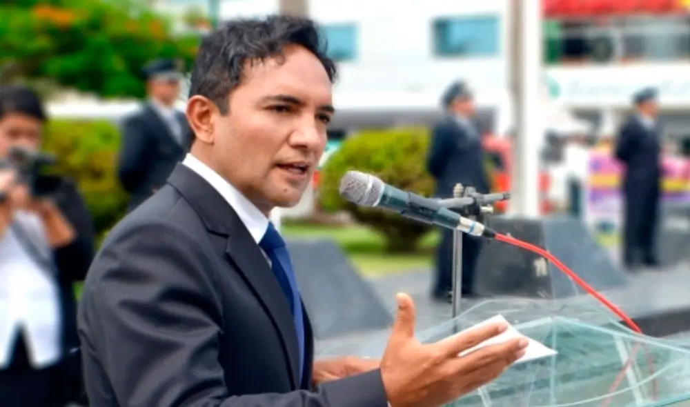 Alcalde de Nuevo Chimbote se salva de caso por presunta corrupción. Alcalde de Nuevo Chimbote se salva de caso por presunta corrupción.