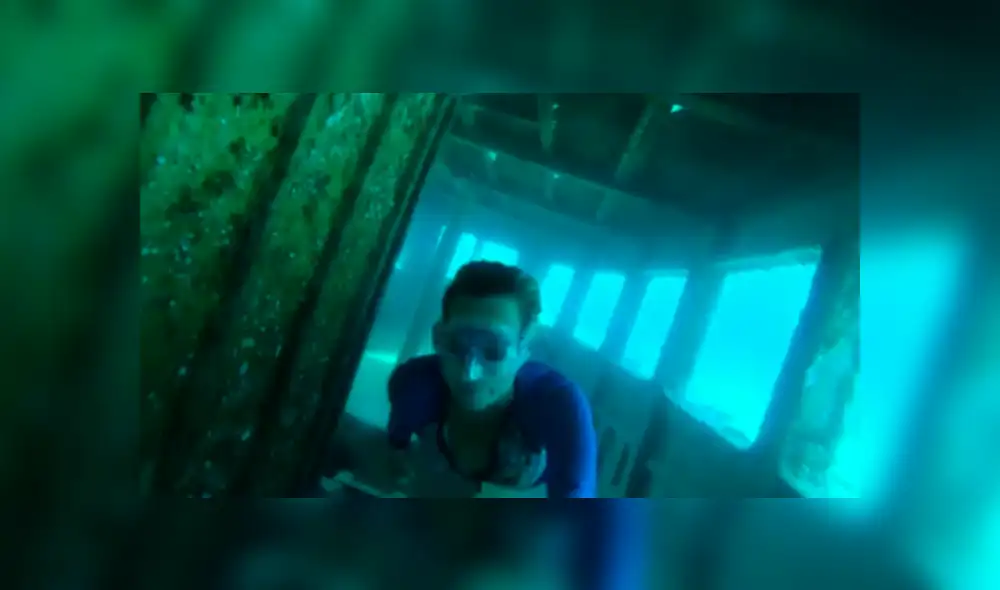 Facebook viral: buceadora se topa con misterioso vestigio abandonado en el fondo del océano [VIDEO]
