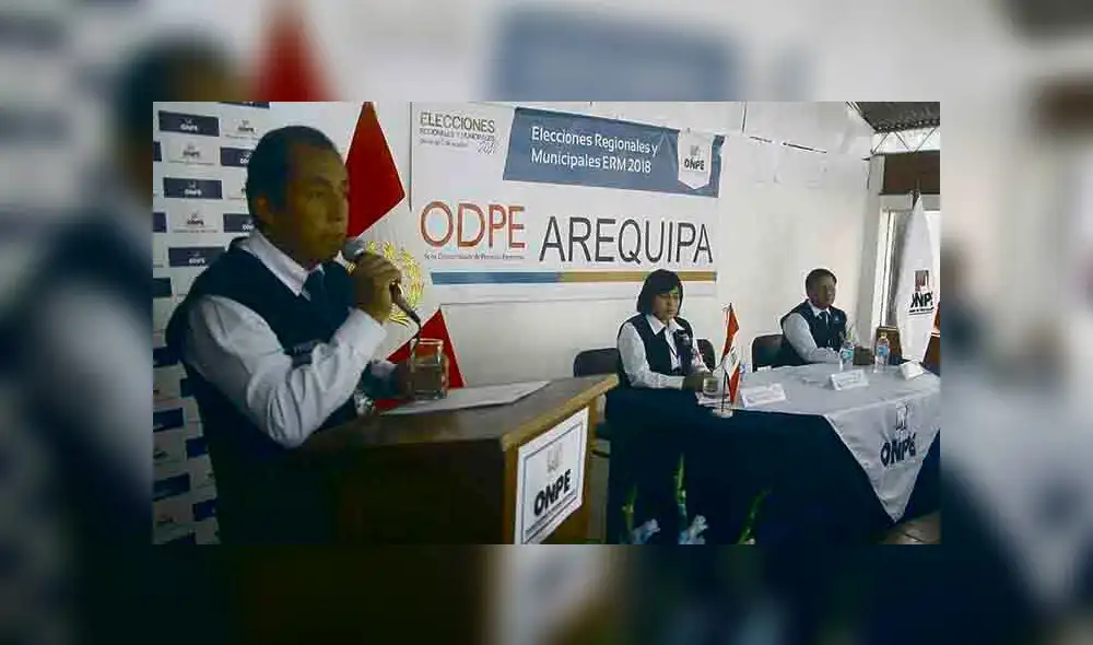 Arequipa: Los que sean profesionales serán miembros de mesa Arequipa: Los que sean profesionales serán miembros de mesa