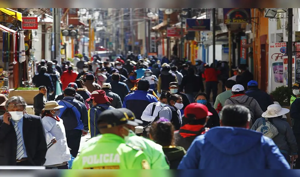 Fin de la cuarentena en Puno. Calles lucen abarrotadas.