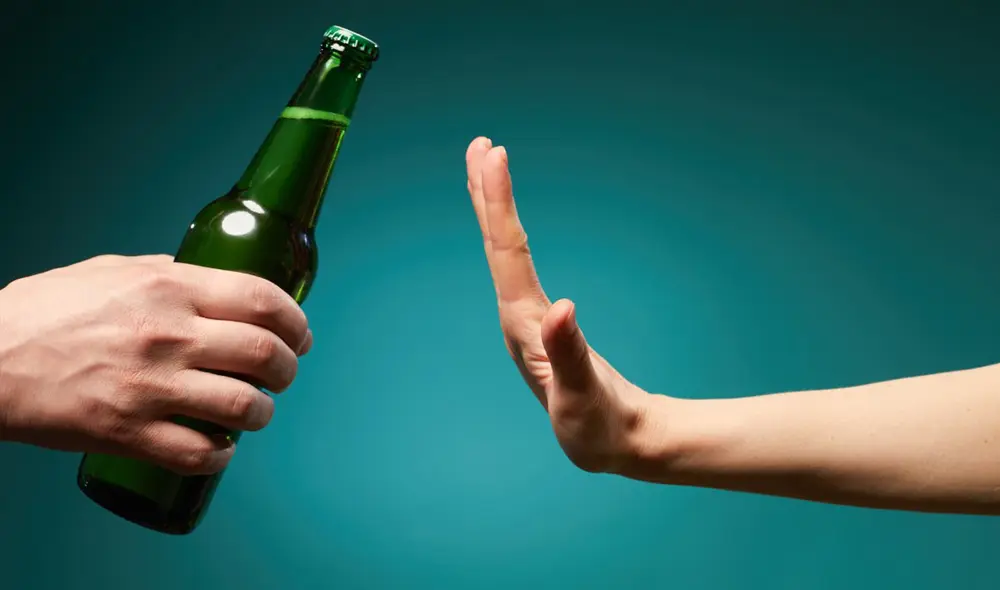 "Esta generación tiende a autorregularse más, y muchos, no todos, se cuestionan el uso excesivo del alcohol y cómo los perjudica”. Foto: archivo La República