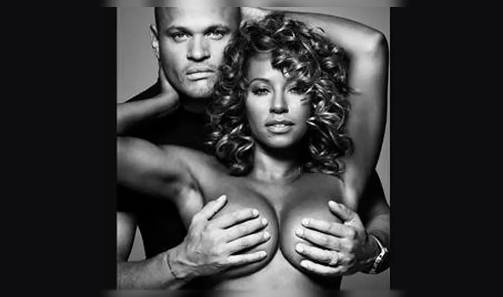 Desnudos a lo Mon Laferte Desnudos a lo Mon Laferte