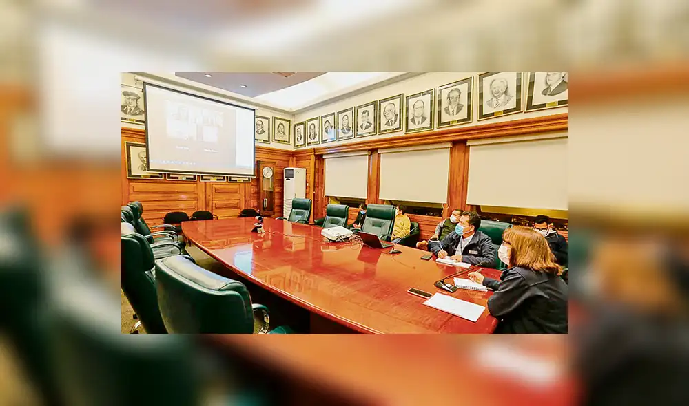 Coordinan. Ministra Pilar Mazzetti sostuvo una reunión de trabajo virtual con su colega María Antonieta Alva, del MEF. Coordinan. Ministra Pilar Mazzetti sostuvo una reunión de trabajo virtual con su colega María Antonieta Alva, del MEF.