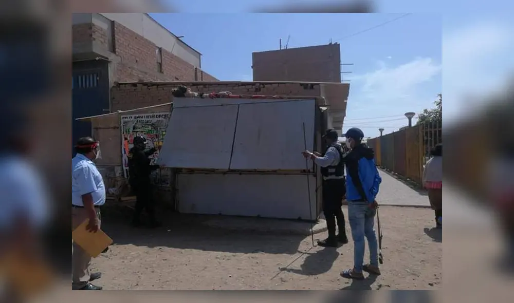 Vendedores informales desocuparon la Urb. La Pradera.