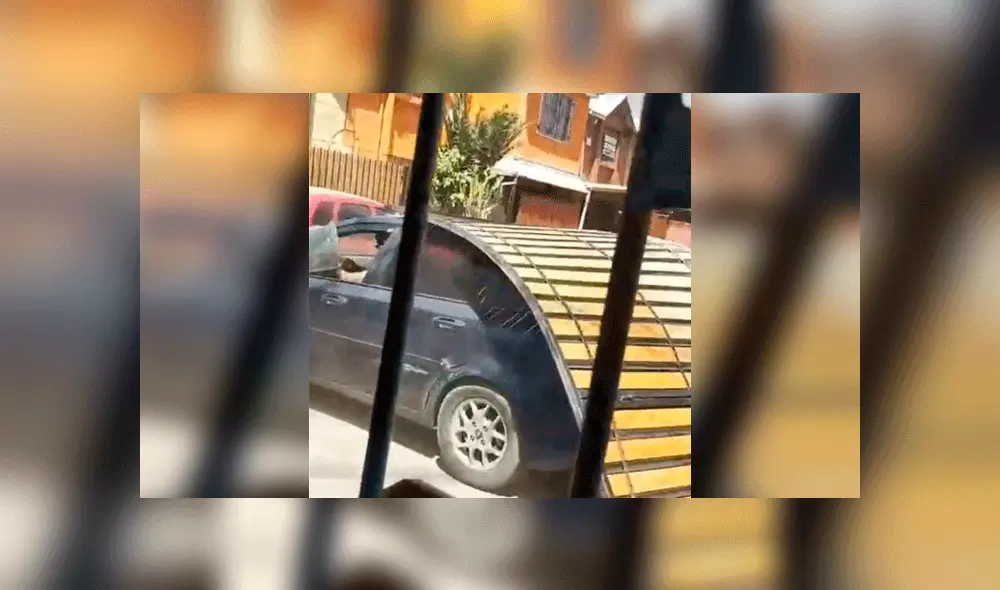 Hombre destruye vivienda de su expareja con su automóvil Hombre destruye vivienda de su expareja con su automóvil