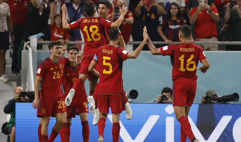 España debuta con un triunfo en el grupo E del Mundial. Foto: EFE España debuta con un triunfo en el grupo E del Mundial. Foto: EFE