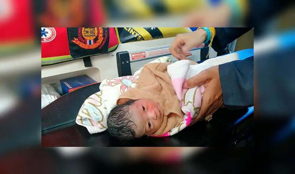 Rescatan a bebé después de ser abandonado en una bolsa de basura [VIDEO]