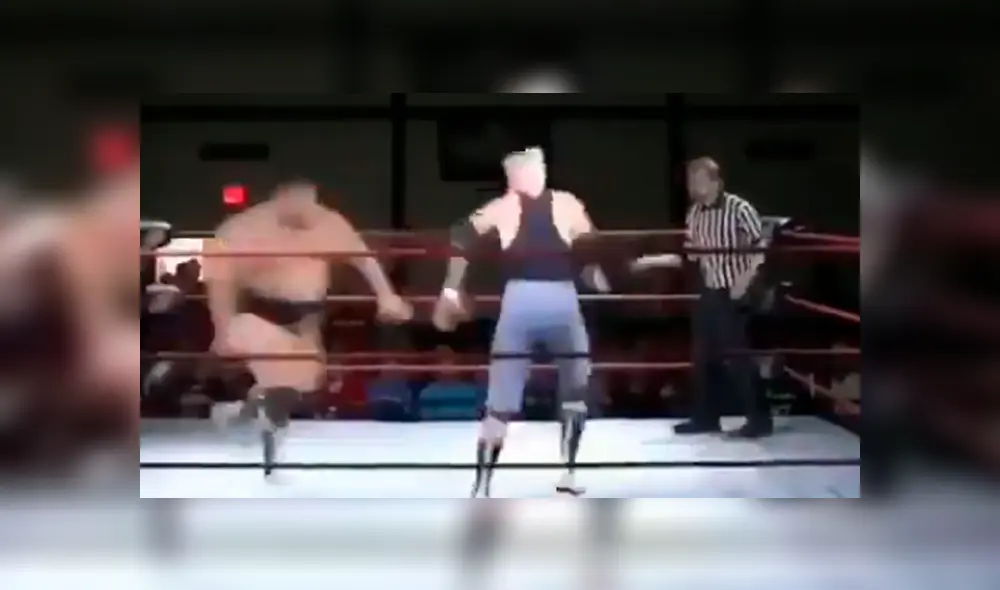 Facebook viral: Luchador se cree el ganador de combate, pero rival reacciona y le da severa lección [VIDEO] 