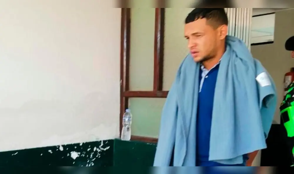 Extranjero agredió violentamente a su compatriota con una botella rota en Tacna. Extranjero agredió violentamente a su compatriota con una botella rota en Tacna.