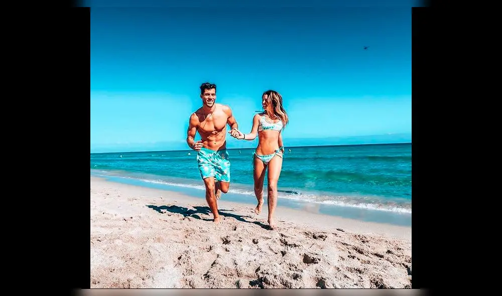 Los 10 ‘bikinazos’ de Flavia Laos junto a Patricio Parodi [FOTOS]