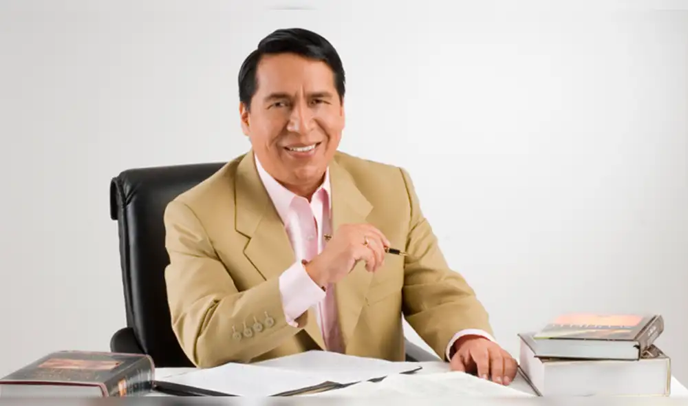 Mauricio Mulder le ganó curul a pastor Santana en 2001 [VIDEO]