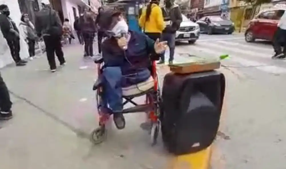 Así son los días de Rudy por las calles de Chiclayo. Foto: Luis Rodríguez (Cortesía)