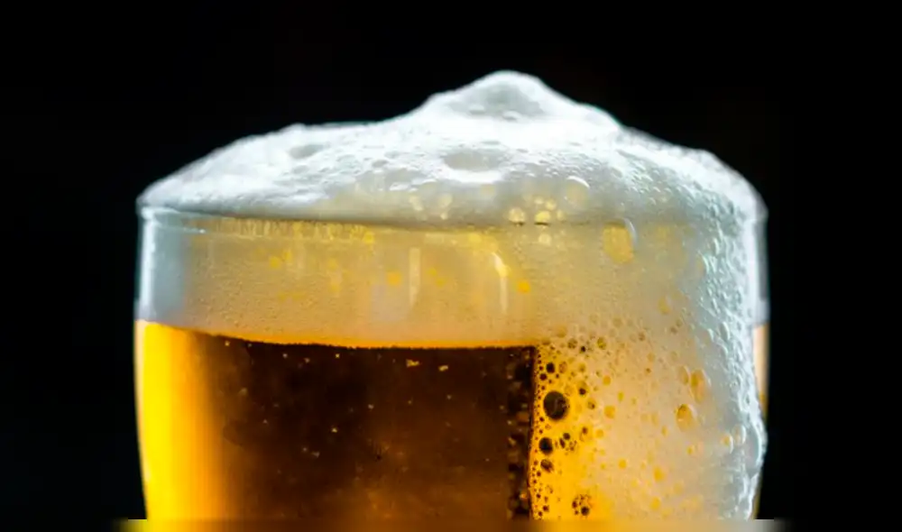 Crean cerveza que puede revelar películas en la cámara Super 8 