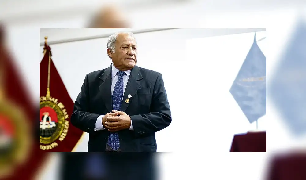 Fiscalía pide 13 años de cárcel para gobernador de Moquegua por irregularidades en PAAR Fiscalía pide 13 años de cárcel para gobernador de Moquegua por irregularidades en PAAR
