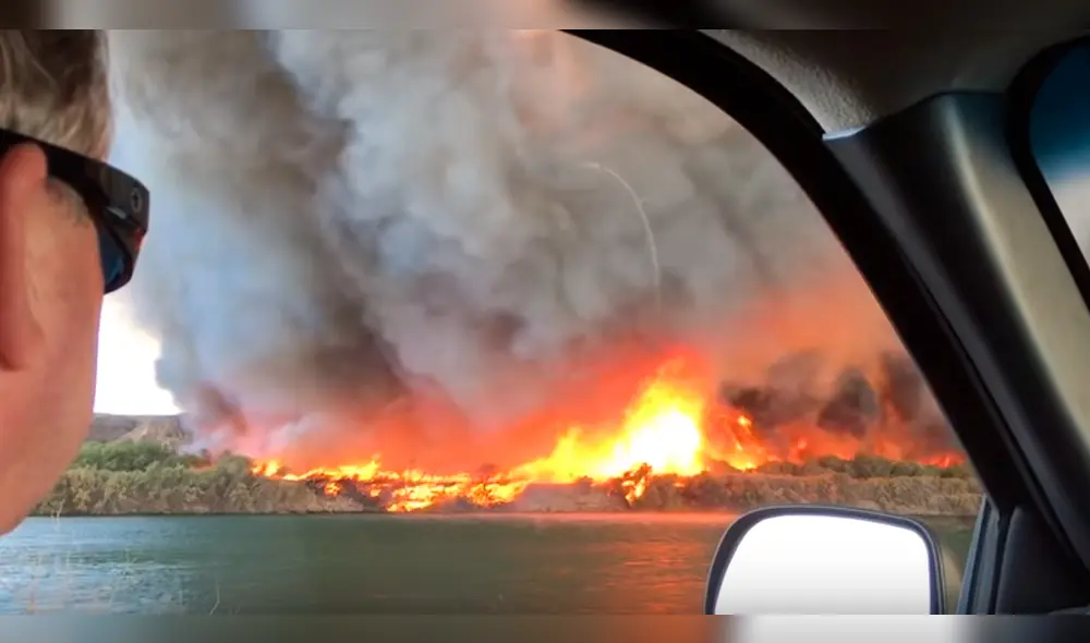 Vía Youtube: tornado de fuego es filmado por osada pareja [VIDEO]