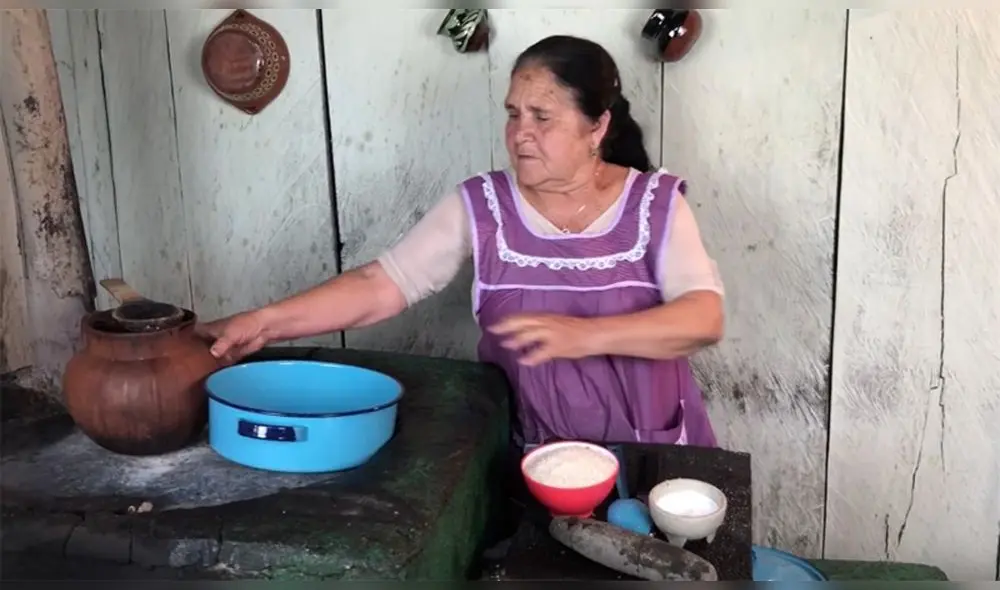 Doña Ángela tiene 69 años y es una de las 100 mujeres más poderosas de México según la revista Forbes. (Foto: Captura) Doña Ángela tiene 69 años y es una de las 100 mujeres más poderosas de México según la revista Forbes. (Foto: Captura)