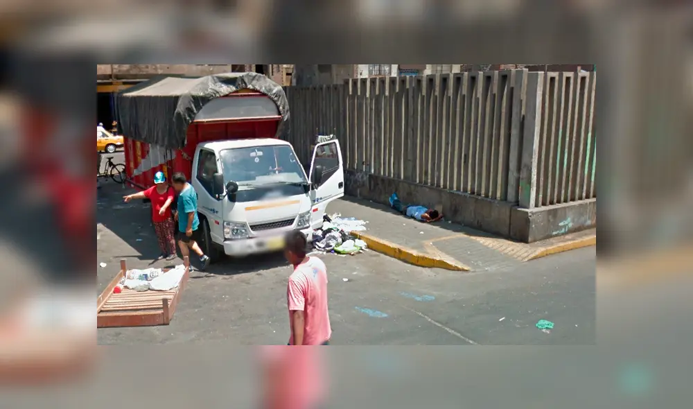 Google Maps: cámaras captan a peruano protegiéndose de insólita forna de los rayos del sol [FOTOS]