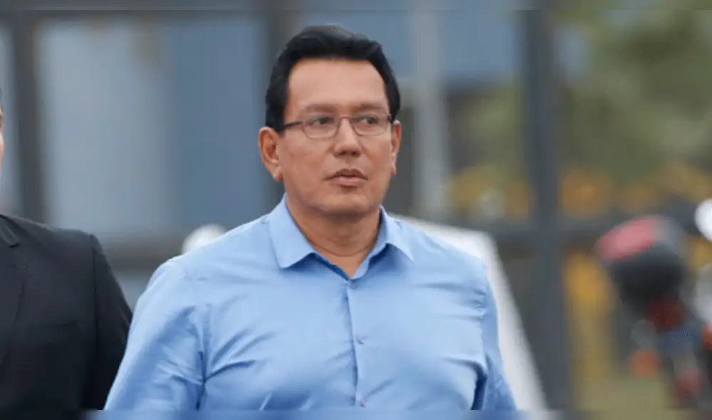 Félix Moreno no habría reportado a la ONPE dinero que pagó a Favre y Garreta