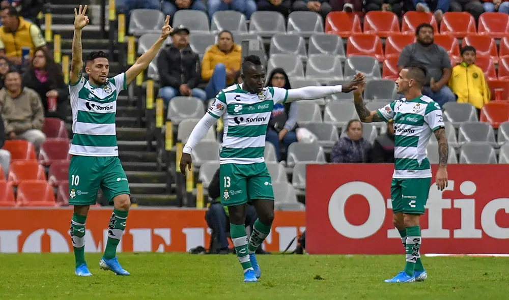 Sigue aquí EN VIVO ONLINE el Santos Laguna vs. Chivas de Guadalajara por la fecha 4 del Grupo 7 de la Copa MX. | Foto: AFP Sigue aquí EN VIVO ONLINE el Santos Laguna vs. Chivas de Guadalajara por la fecha 4 del Grupo 7 de la Copa MX. | Foto: AFP