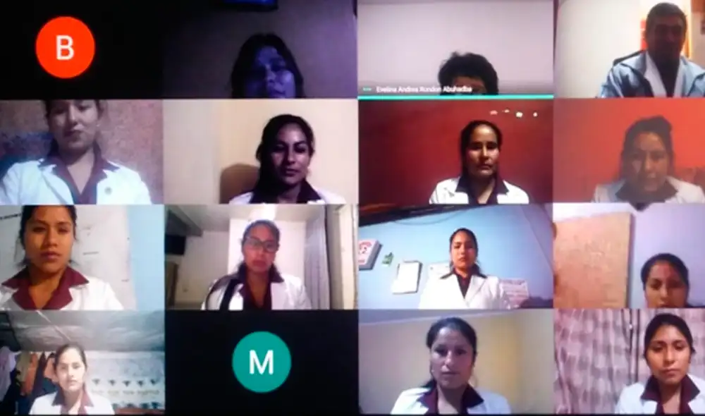 Estudiantes rindieron evualuación vía online. Foto: Captura- Google Meet.