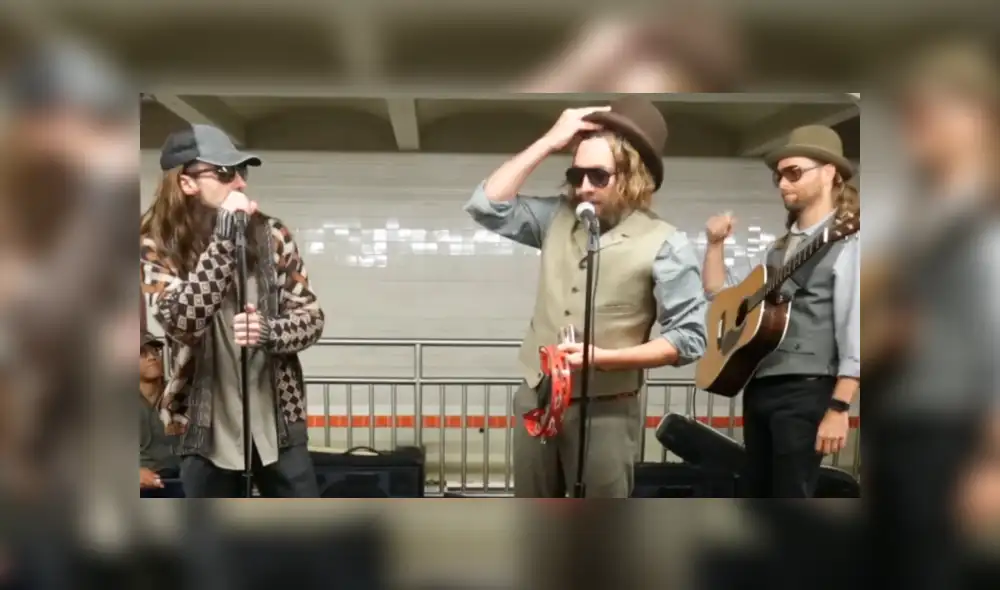 YouTube: Maroon 5 actúan como músicos callejeros en estación de metro y fanáticos enloquecen al descubrirlos [VIDEO]