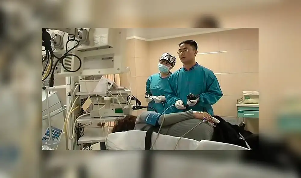 Se quejaba de dolores estomacales: médicos le encuentran una piedra de dos pulgadas [FOTOS]