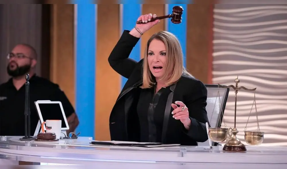 A los 60 años, Ana María Polo luce su contorneada figura en ropa de baño