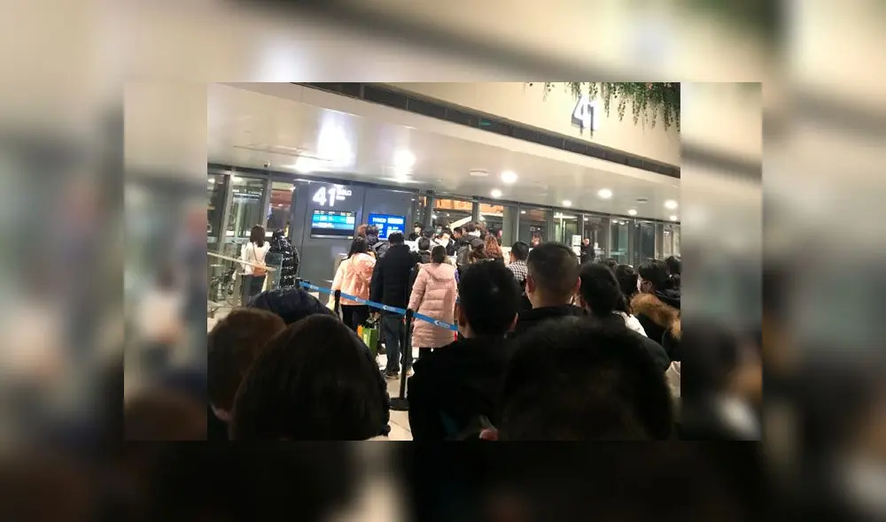 Pareja abandona a sus dos hijos en el aeropuerto por epidemia del coronavirus [FOTOS]