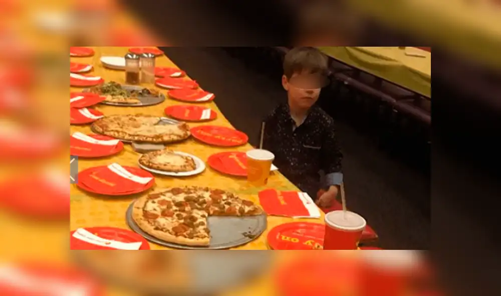 Niño invitó a 32 amiguitos a su cumpleaños pero ninguno llegó al local