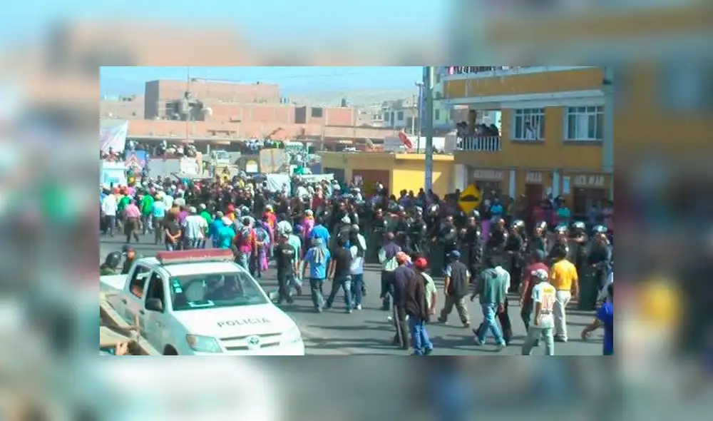 Pobladores del valle de Tambo bloquearon carretera en Arequipa