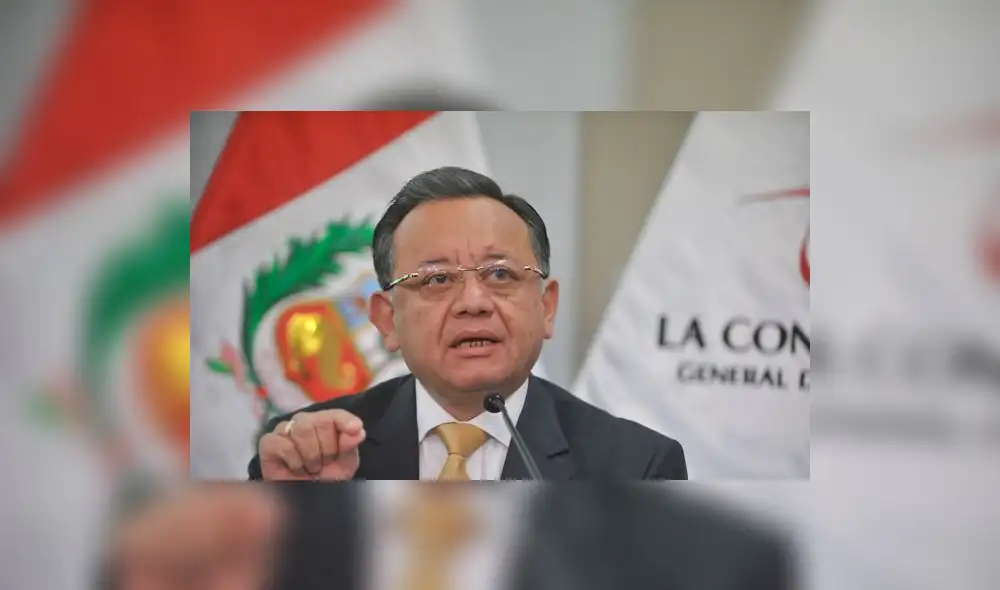 Contralor Alarcón a su auditor: "Retira la denuncia, yo me someto a ti"