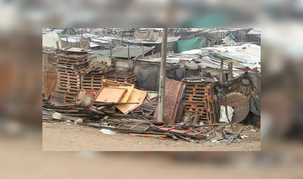 VES: clausuran más de 20 negocios informales en zona agropecuaria [FOTOS]