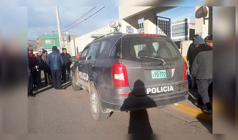 Puno. Fatal accidente de tránsito provocó la muerte de un anciano. Agentes de la Policía deben responder por hecho. Puno. Fatal accidente de tránsito provocó la muerte de un anciano. Agentes de la Policía deben responder por hecho.