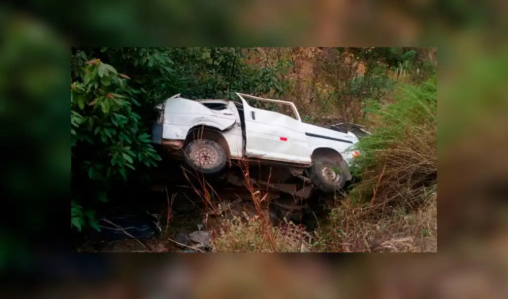 7 personas fallecieron tras caer a abismo en Ayacucho. Créditos: Difusión. 7 personas fallecieron tras caer a abismo en Ayacucho. Créditos: Difusión.