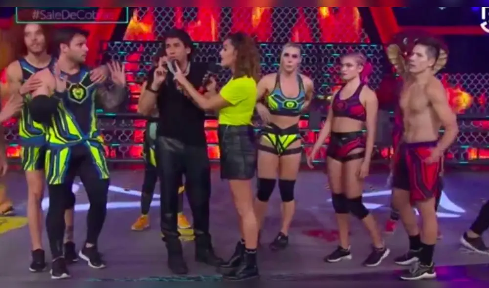 Tania Rincón, conductora de Guerreros 2020 salió en defensa de la competidora y le pidió respeto a Nicola Porcella. | Foto: Captura Televisa