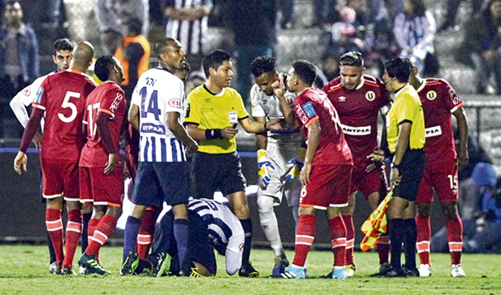 Clasico Alianza Universitario