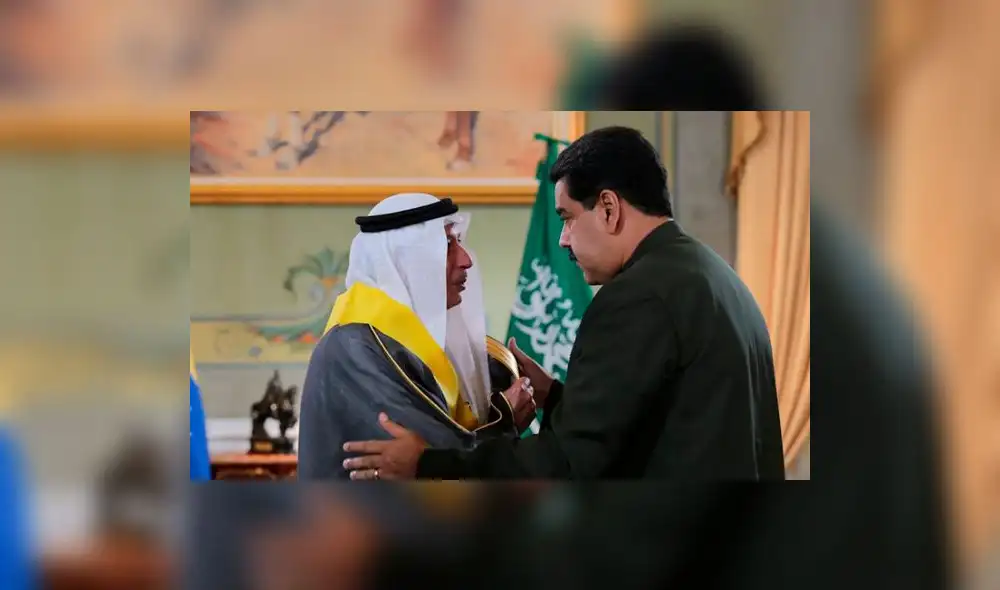 Nicolás Maduro condecoró a embajador de Arabia Saudita [VIDEO]