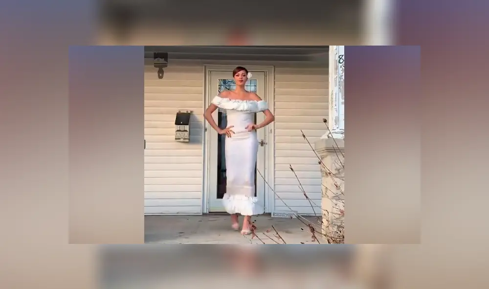 Desliza hacia la izquierda para ver el vestido de novias hecho con pañales del video viral de YouTube. Desliza hacia la izquierda para ver el vestido de novias hecho con pañales del video viral de YouTube.