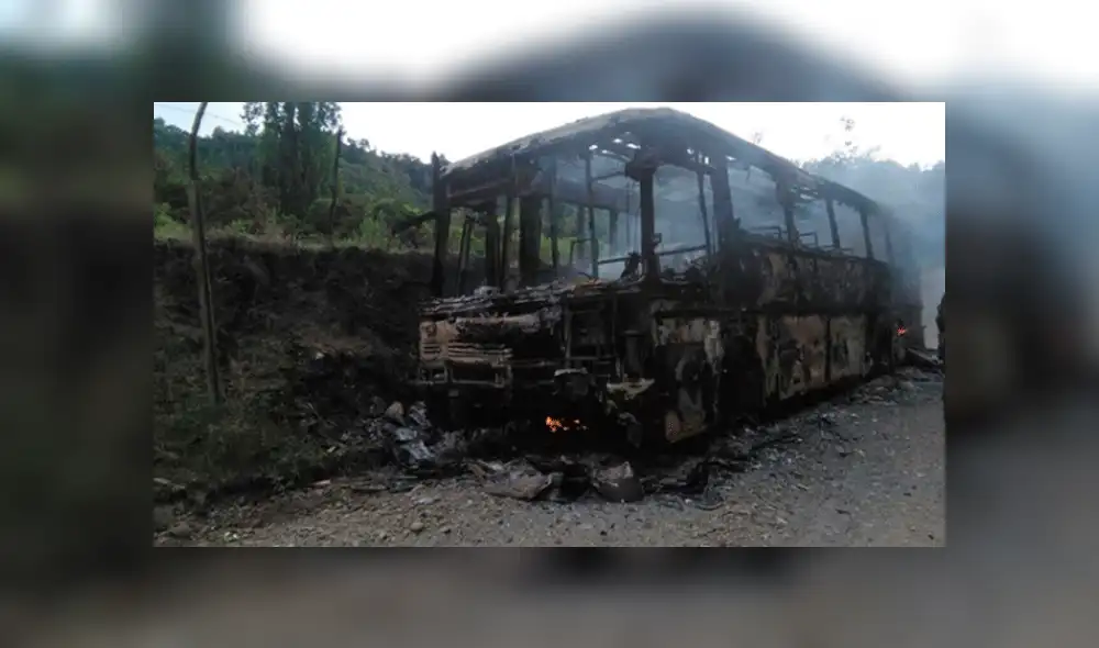 Elecciones en Chile: sujetos queman buses y dejan mensajes amenazantes