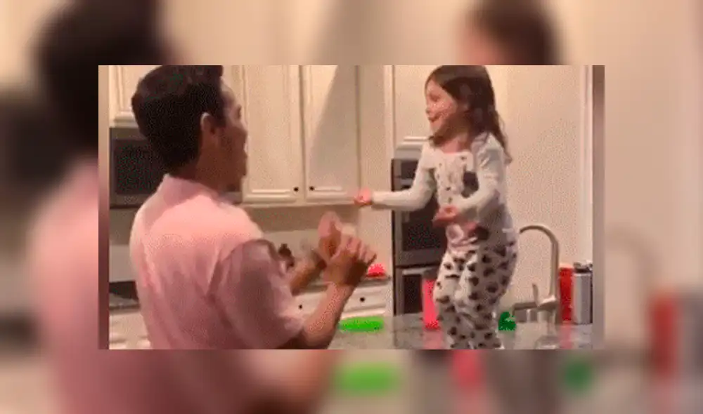 Facebook viral: madre vuelve a casa y ve a su esposo e hija en una enternecedora escena [VIDEO]