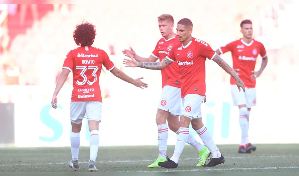 Paolo Guerrero habló sobre su contrato con el Inter de Porto Alegre y el interés de Boca Juniors.