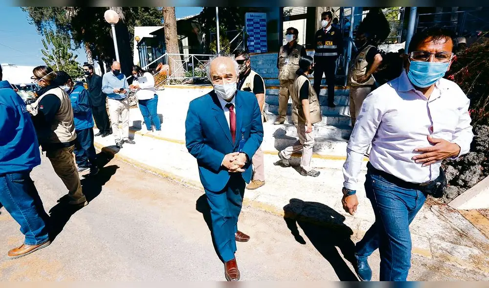 cambio. Rondón señala que Comando trabajará de la mano de EsSalud y el Minsa para frenar el COVID en Arequipa.