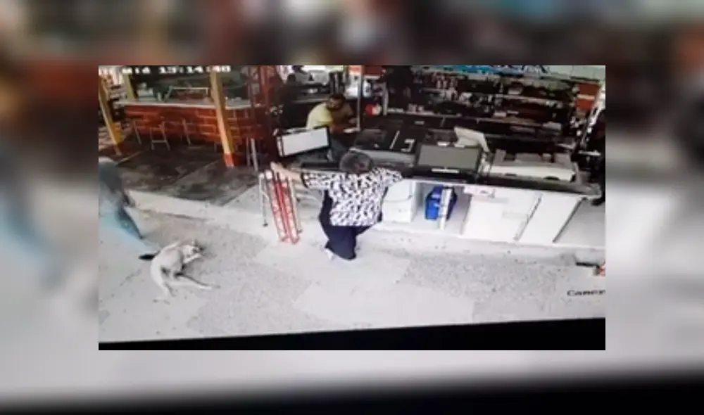 Desliza para ver los detalles del video viral publicado en Facebook. Foto: Captura.