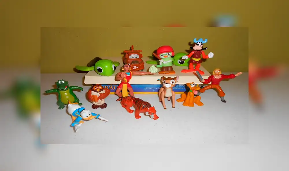 Facebook viral: niño quería jugar junto a su padre a las peleas con juguetes, pero hace trampa [VIDEO]