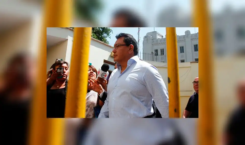 Dictan 18 meses de prisión preventiva contra Félix Moreno por caso Spa