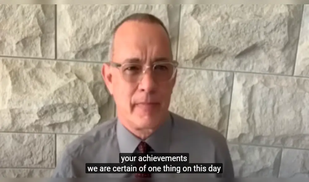 Tom Hanks sorprende universitarios que no celebraron graduación por la pandemia