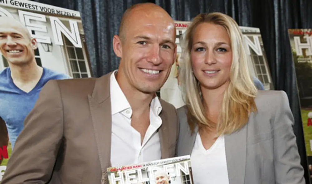 Robben y su esposa Bernadien llevan 13 años de casados. Robben y su esposa Bernadien llevan 13 años de casados.