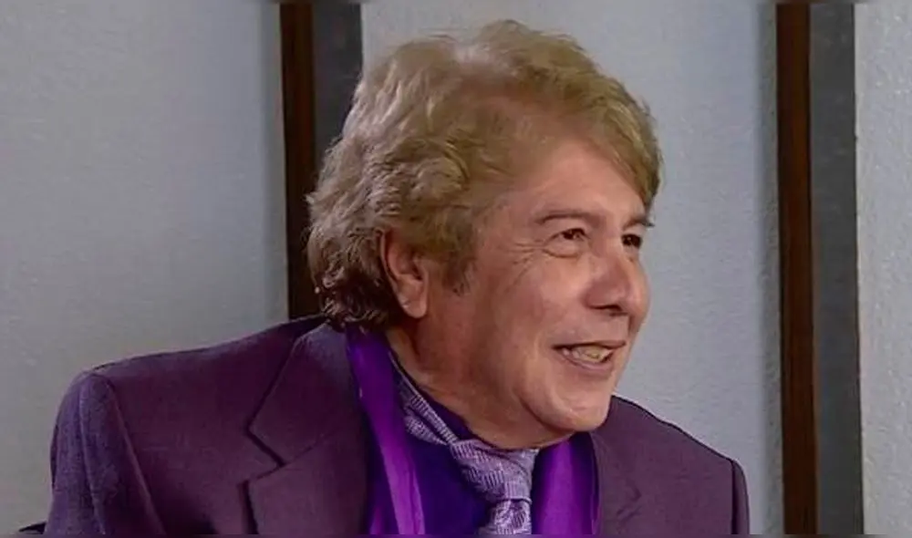 La muerte de Juan Gabriel está rodeada de teorías que aseguran que el cantante fingió su deceso.