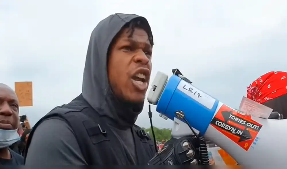 John Boyega, actor de Star Wars, rompe en llanto en plena manifestación en contra el racismo en Londres