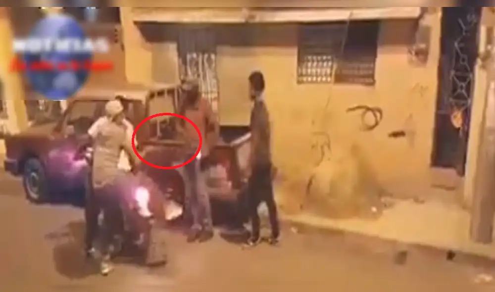 YouTube Viral: ladrón quería robar a transeúntes y ellos lo asaltaron [VIDEO]